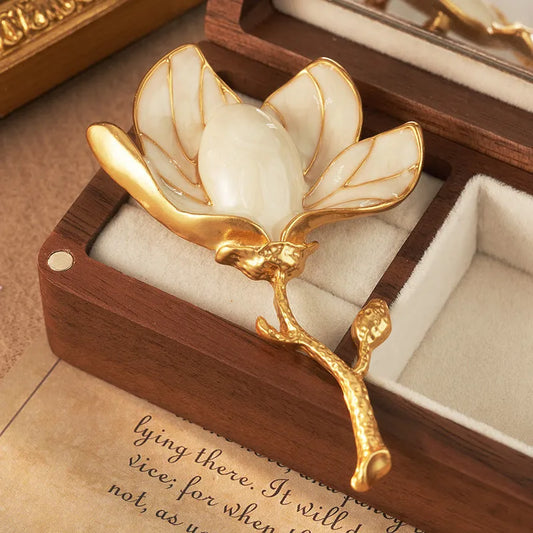 Elegant White Magnolia Flower Brooch - Elegant Charme