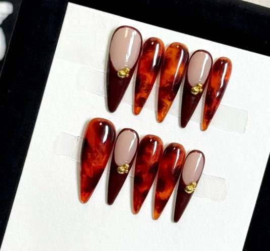 Amber Elegance Nail - Elegant Charme