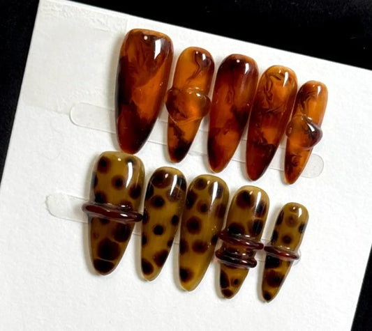 Amber Tortoise Nail - Elegant Charme